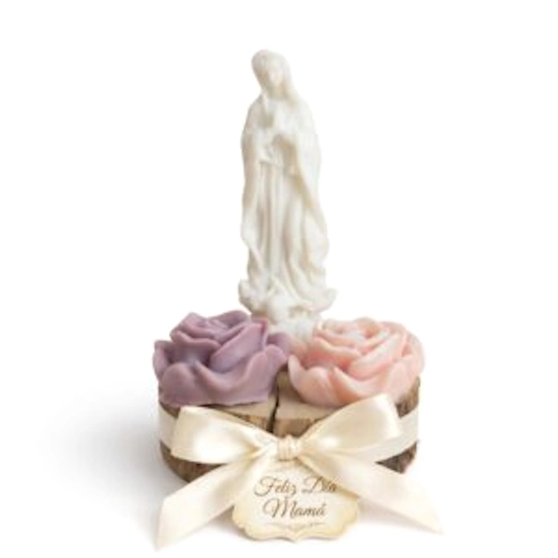 Vela artesanal Dulce María base madera rústica rosas wax melts figura virgen Colombia